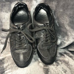 Gucci black sneakers 18303